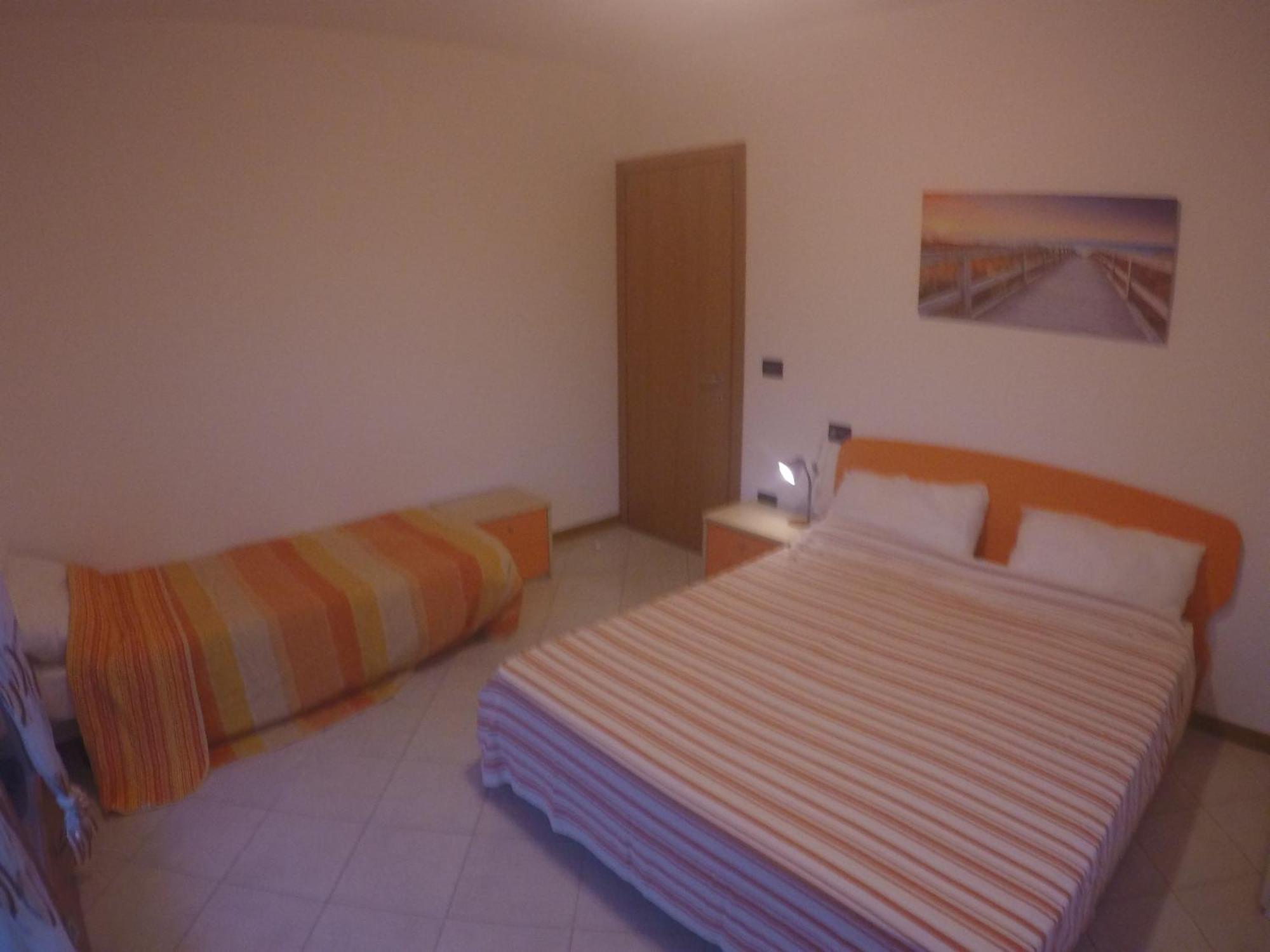 Residence Roberta Con Piscina - Agenzia Cocal كاوْرلي المظهر الخارجي الصورة