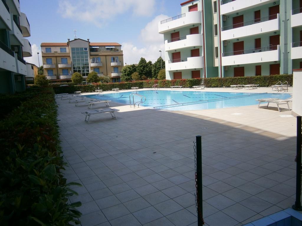 Residence Roberta Con Piscina - Agenzia Cocal كاوْرلي الغرفة الصورة
